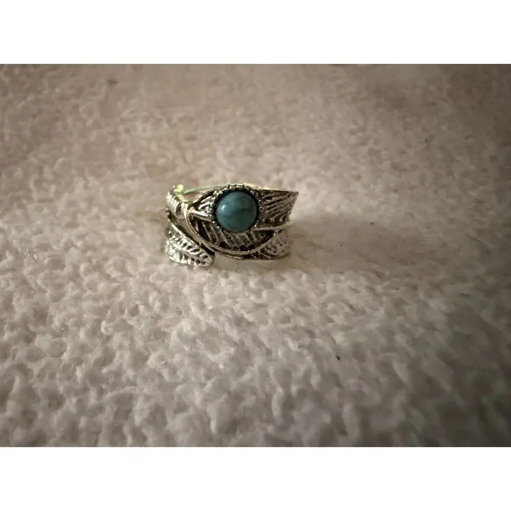 Turquoise Color Cabochon Feather Wrap Ring Silver Tone Boho Size 7
